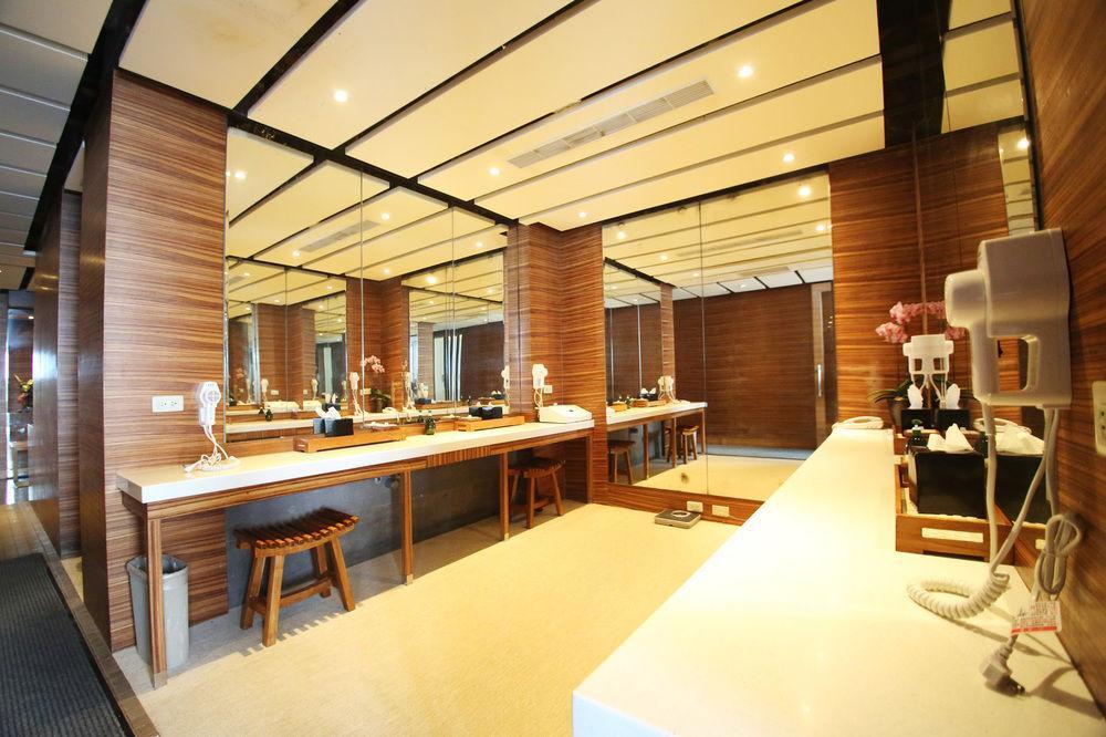 Check Inn Select Taipei Yamgmingshan Exterior photo